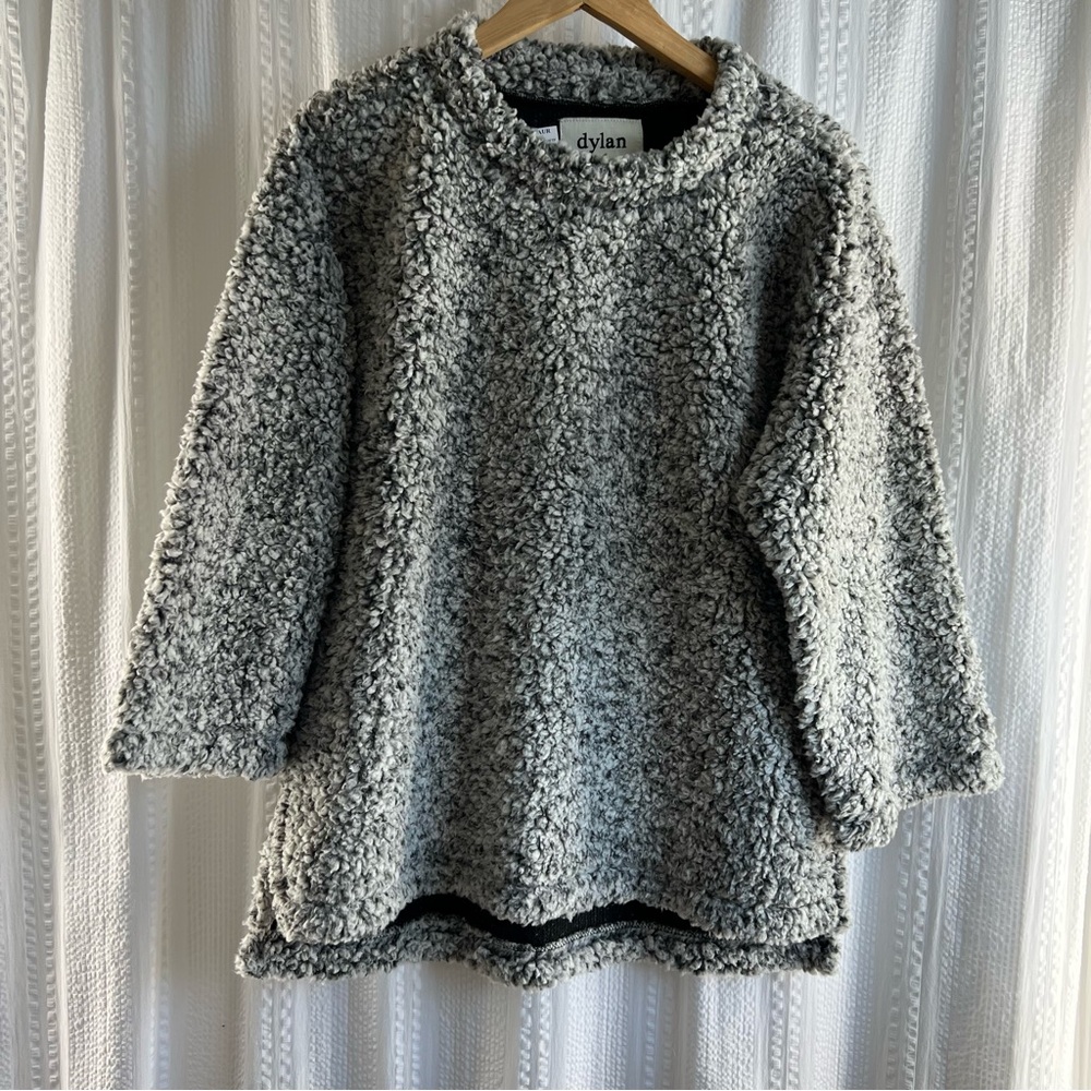 Dylan Los Angeles Faux Fur Pullover Fleece Soft Cozy